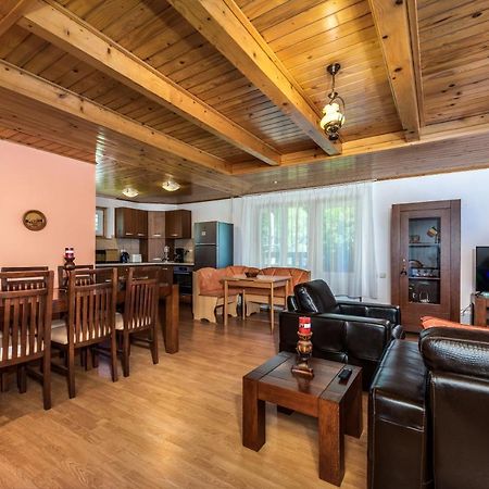 Oasis Mountain Villa Brasov Exterior photo