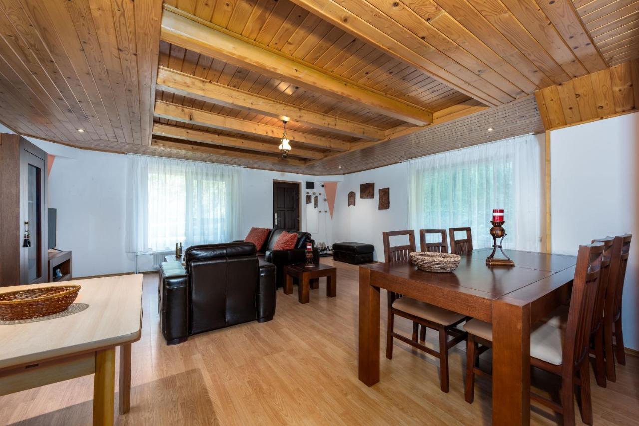 Oasis Mountain Villa Brasov Exterior photo
